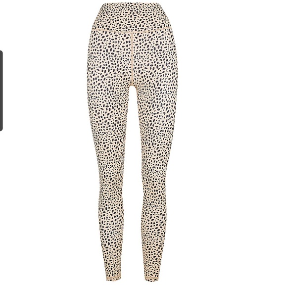 Kavala Collective Cheetah Print Leggings Size M - Picture 2 of 7